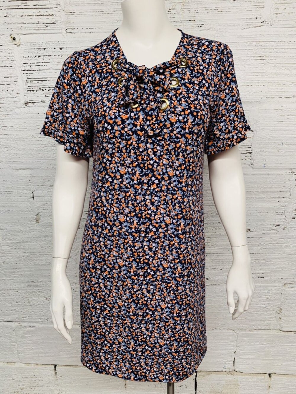 Michael Kors Women's Size S Floral Lace Up Front Ruffled Short Sleeve Dress
